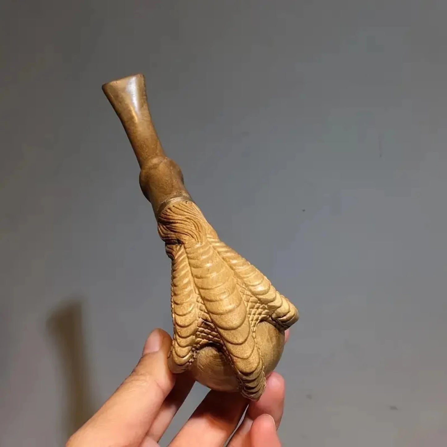 Exquisite solid wood tobacco pipe