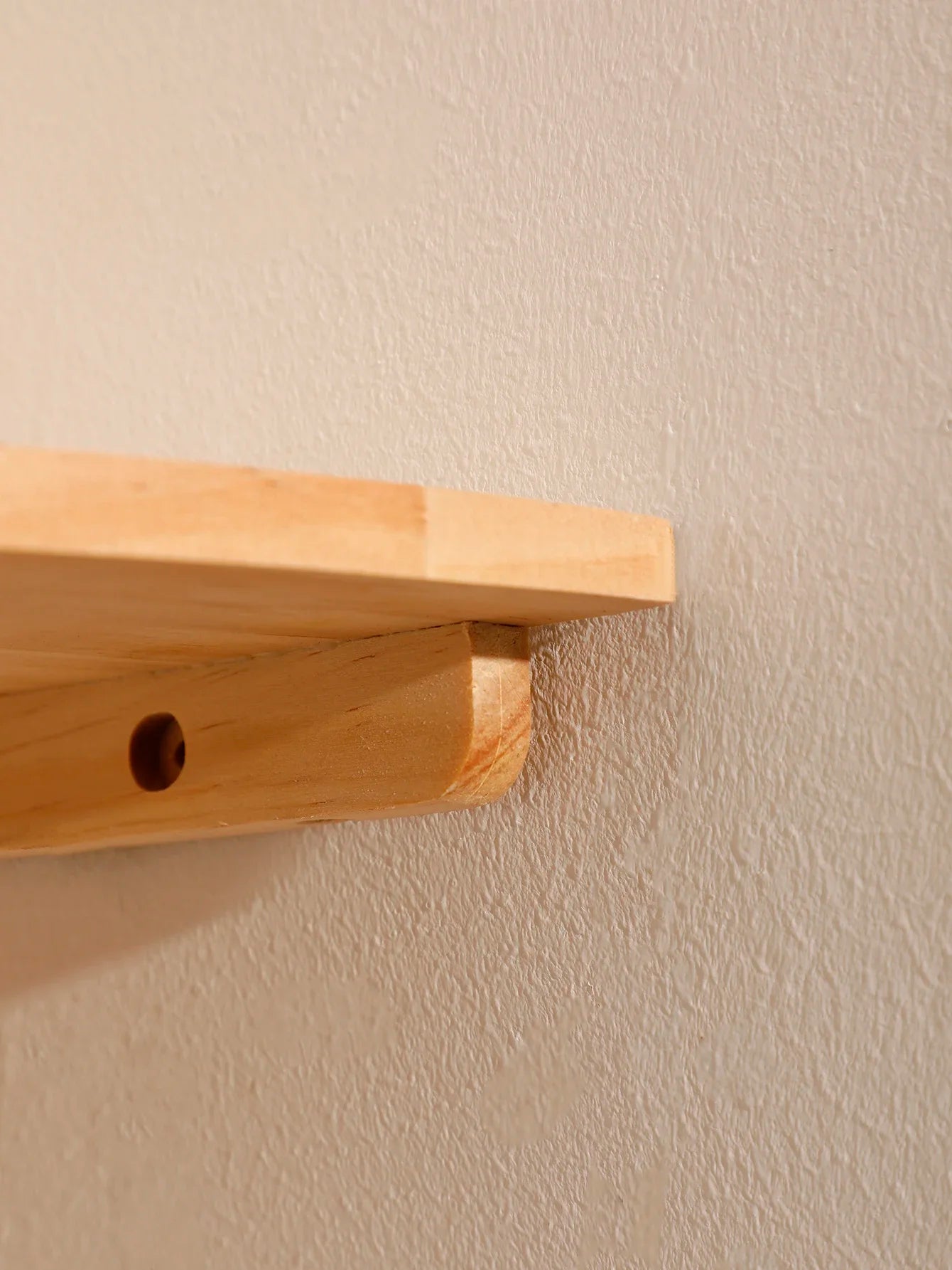 Scalloped Corner Shelves